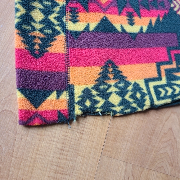 Southwest Pattern Fleece Hooded Sweater - Picture 11 of 15